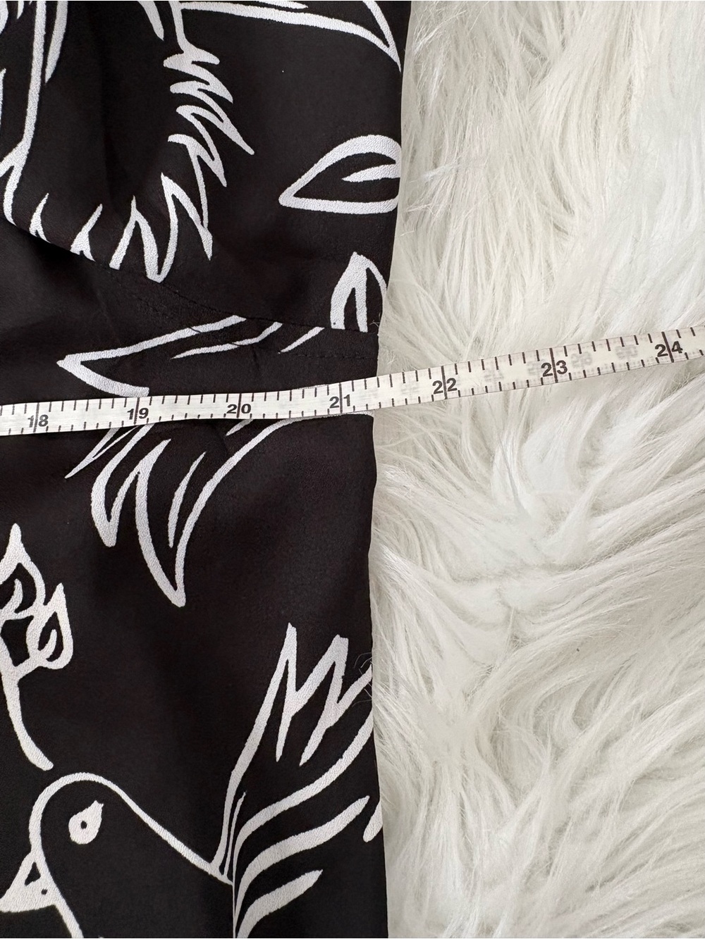 ASOS Modern Abstract Black Relaxed Collar Shirt with White Bird Print - Picture 5 of 6